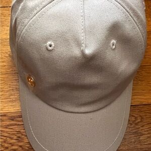 New with tags! Michael M Kors beige  Cap Adjustable